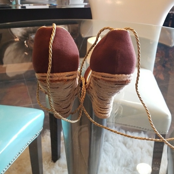 Wedge sandals - Picture 2 of 4